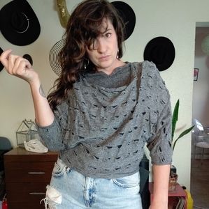 Vintage 80s distressed Batwing 3/4 sleeve sweater
